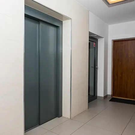 Mokotow Postepu Cozy Nest By Bookinghost 바르샤바